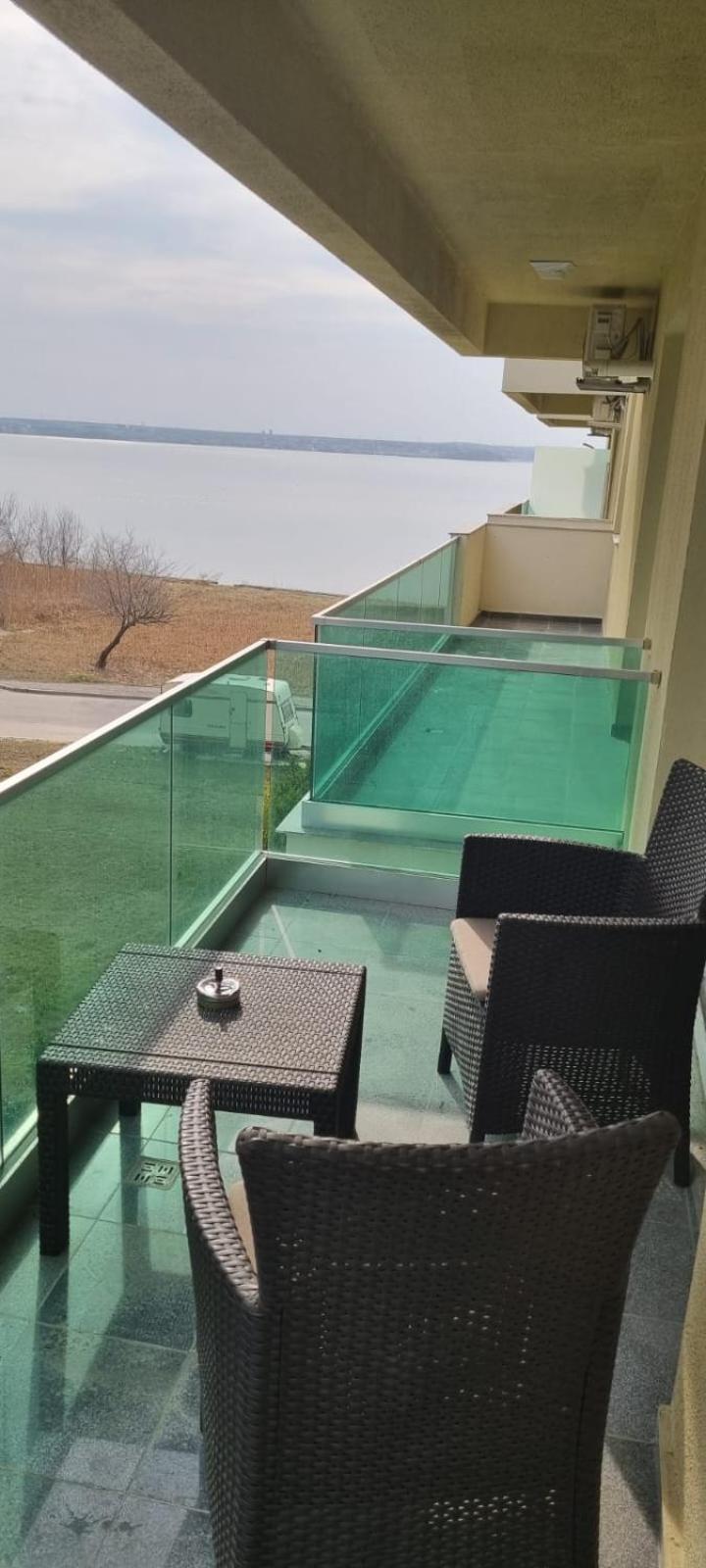 Apartment 1 Dormitor Etaj 2 Moonlight 211 Vega Mamaia